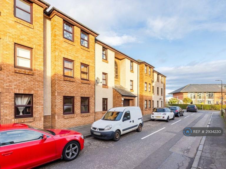 2 bedroom flat in The Paddock, Musselburgh, EH21 (2 bed) (#2934230)