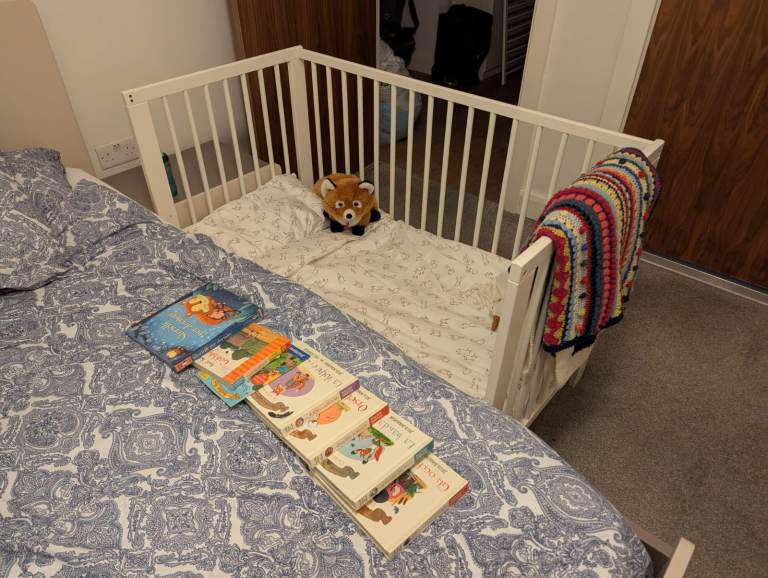 IKEA Gulliver Cot Bed - White Wood, Good Condition