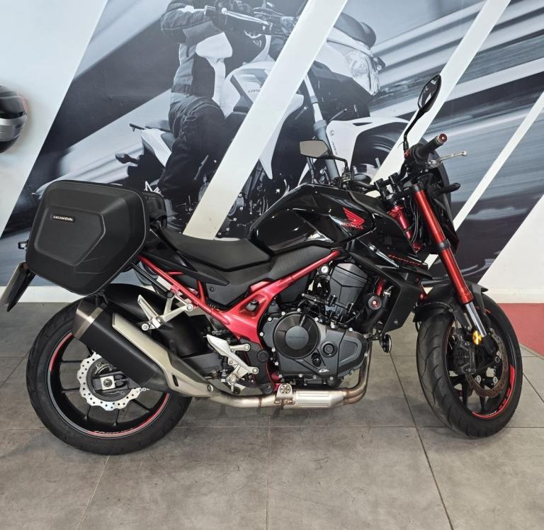 2023 HONDA CB750 HORNET
