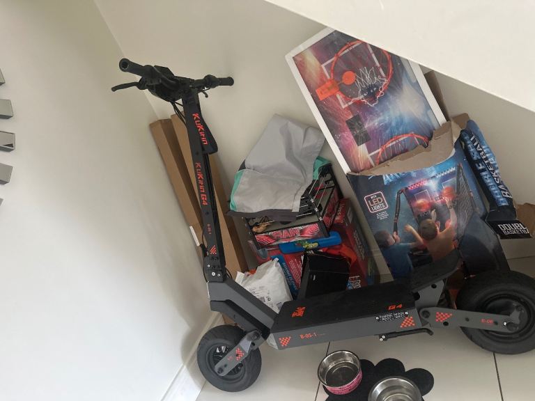 Kukirin Electric Scooter – Grey, Good Condition