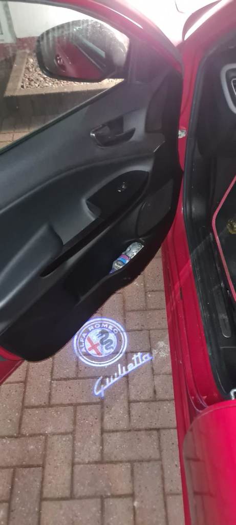 Red Alfa Romeo, GIULIETTA, Hatchback, 2012, Manual, 1368, Petrol