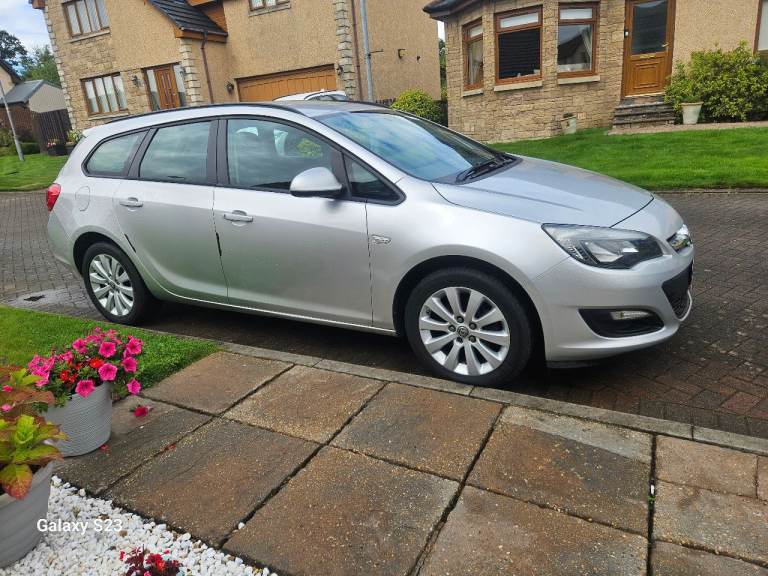 Vauxhall, ASTRA, Diesel Estate, 2015, Manual, 1598 (cc), 5 doors