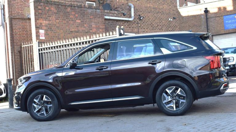 2021 Kia Sorento 1.6 T-GDi HEV 2 5dr Auto ESTATE PETROL/ELECTRIC Automatic