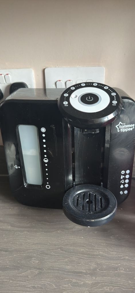 Tommee Tippee Perfect Prep Machine – Black, Good Condition