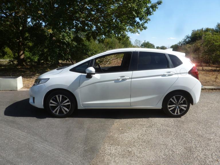 2017 Honda Jazz 1.3 EXi 5DR. LOW MILEAGE CALL 0 [Phone number removed] HATCHBACK Petrol Manual
