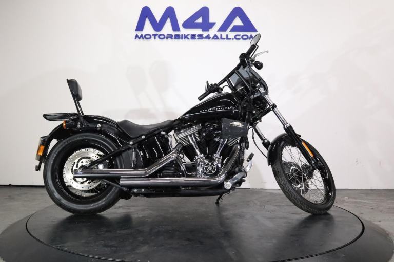 HARLEY DAVIDSON SOFTAIL FXS BLACKLINE 2011