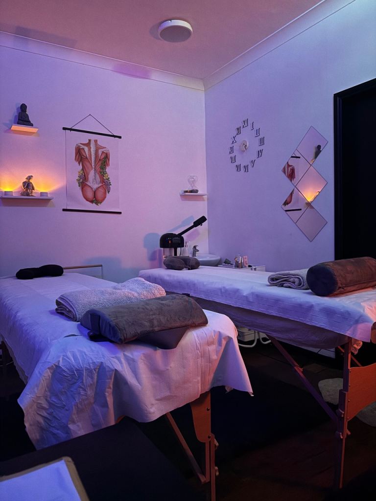 Professional Brazilian Massage Therapist – Twickenham | Relaxation & Deep Tissue
