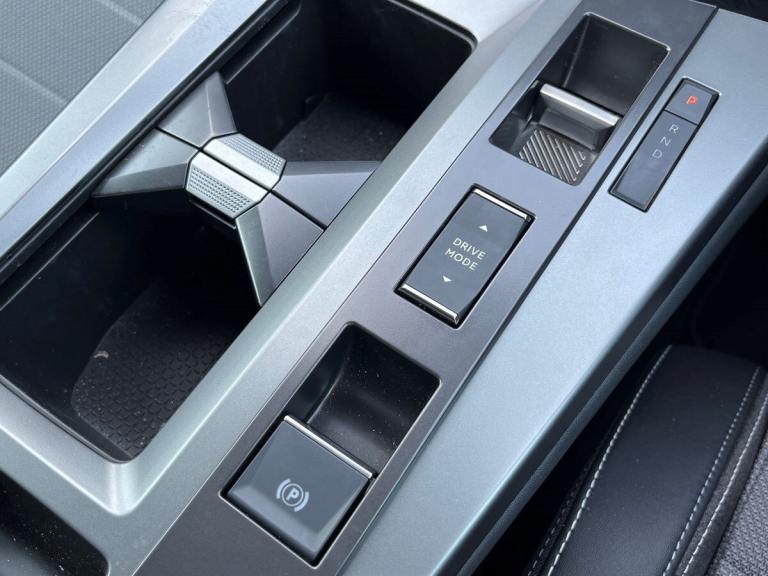  Vauxhall Grandland Electric 73kwh Gs Suv 5dr Electric Auto 213 Ps Electric