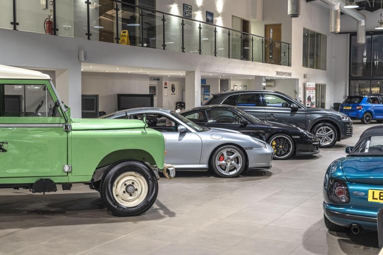 2022 Mercedes-Benz Vito 119 CDI Select 9-Seater 9G-Tronic MPV DIESEL Automatic