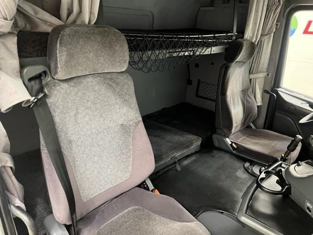 Scania R94 310 6x2 10 Tyre Sleeper Cab Box Van 