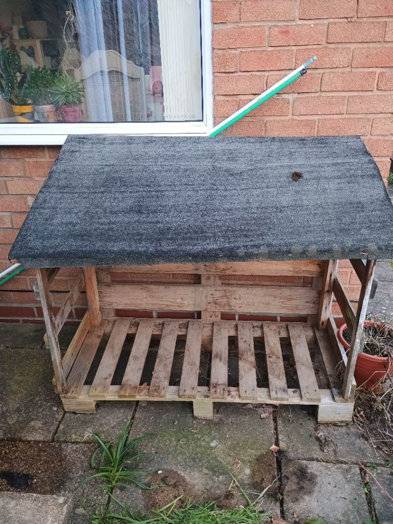 Wood shed