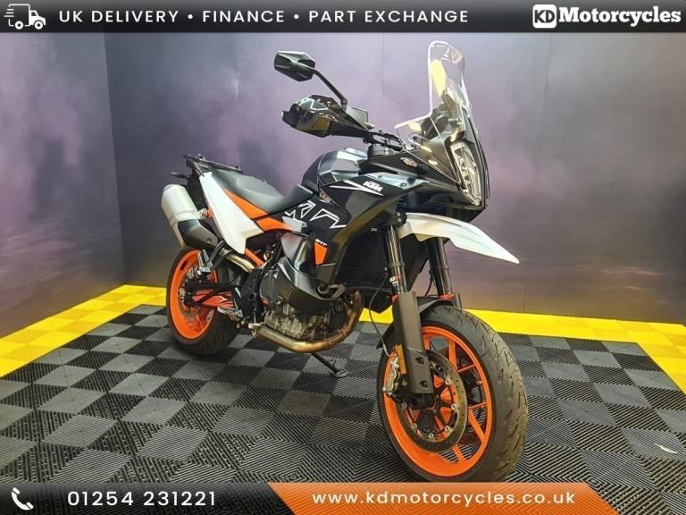 KTM 890 SMT 2023 73 Plate Low Miles Tech Pack