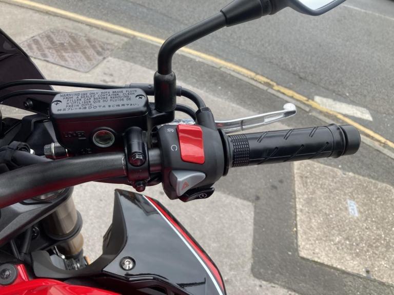 HONDA CB500 2024 - FSH - HUGGER - REAR GIVI RACK - PUIG SCREEN- TANK PAD 