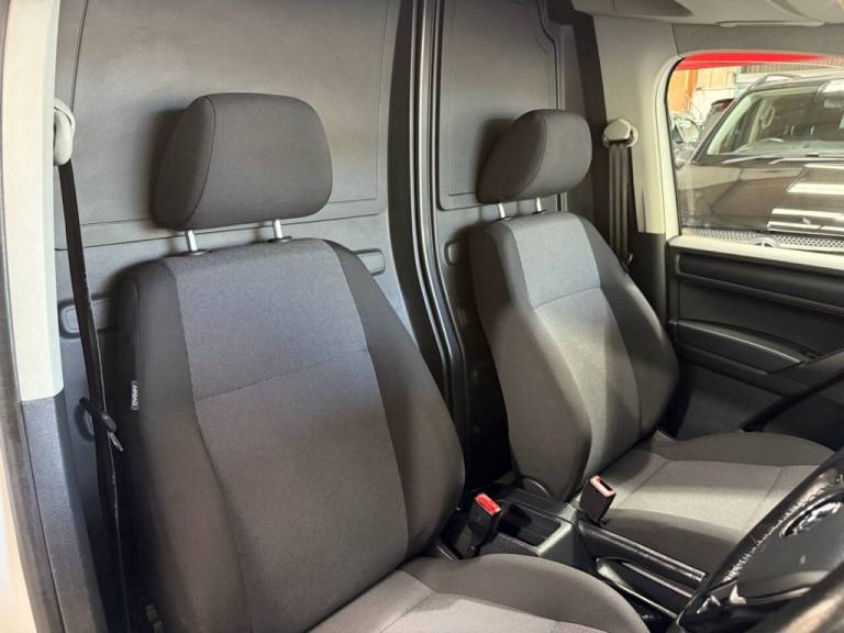 2017 67 VOLKSWAGEN CADDY MAXI 2.0 TDI C20 BLUEMOTION TECH HIGHLINE PANEL VAN 6DR