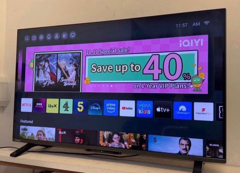 43” Smart Toshiba WiFi   Full HD 1080P led tv   Excellent condition