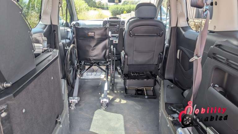 CITROEN BERLINGO 1.6 e-HDi XTR Driver Transfer &amp;/or Up Front Wheelchair Access