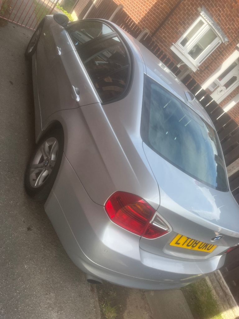 BMW 320i TAXED AND LONG MOT 