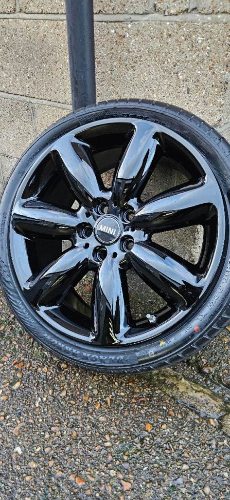 Mini Cooper 18" F54, F55, F56, F57, F60 Alloy Wheels with New 225/40/18 Tyres