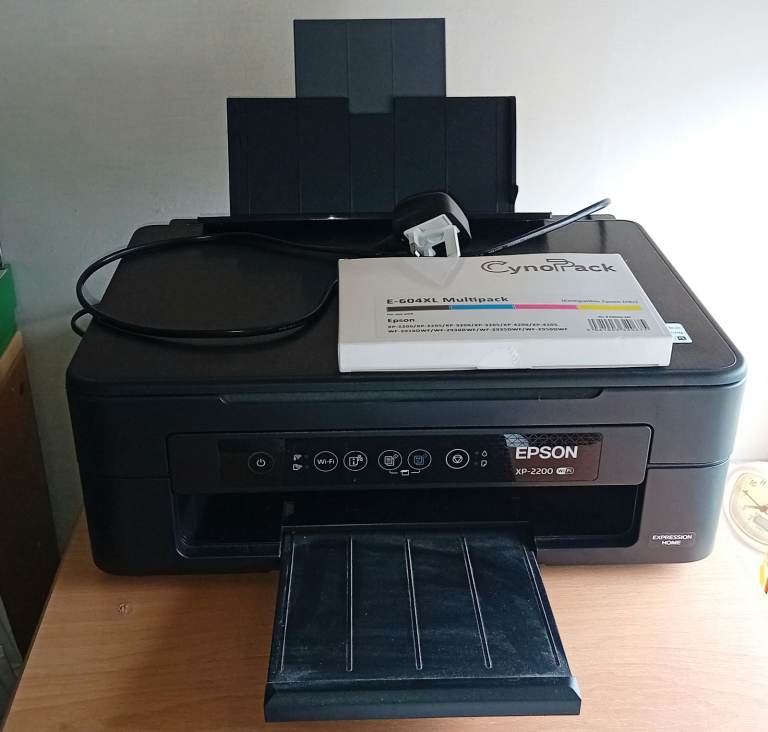 Epson XP-2200 Printer with Ink Cartridges – Good Condition
