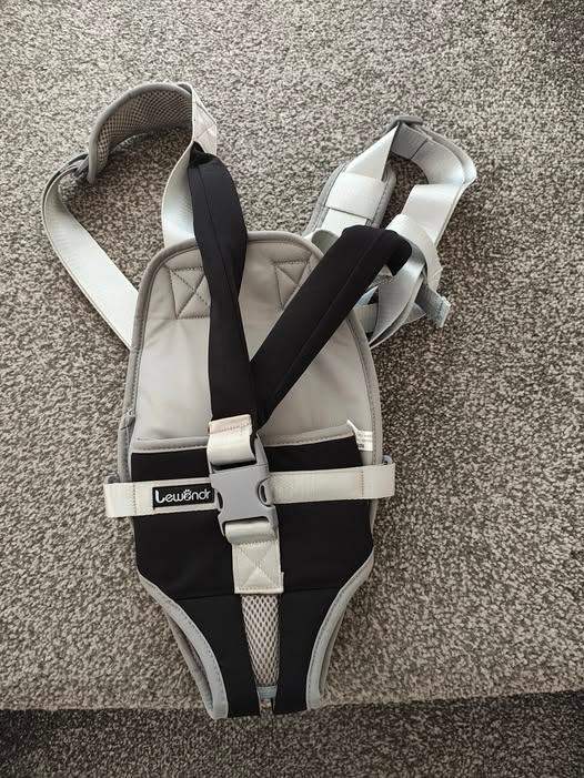 Adjustable Front Safety Carrier Travel Backpack for MEDIUM size pet, Hands-Free Backpack 