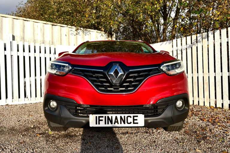 CAN'T GET CREDIT? CALL US! Renault Kadjar 1.3 TCe Dynamique Nav ENERGY - £199 DEPOSIT, £66 PER WEEK