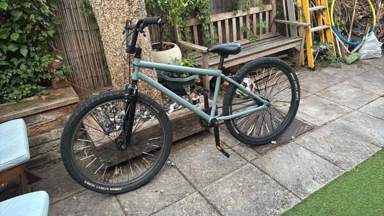Urban gorilla jump bike