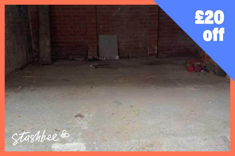 Garage to rent in Preston (PR1) | Stashbee