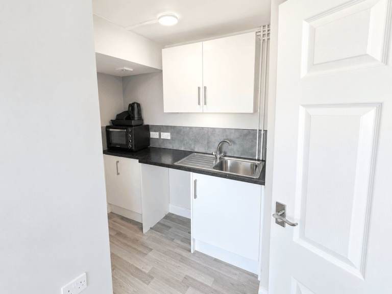 Room in a Shared House, Wensleydale, HP2