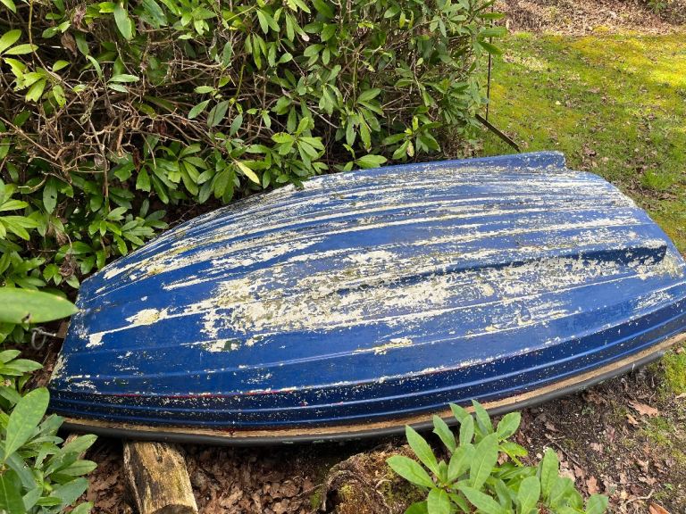 Rowing boat free 8ft long