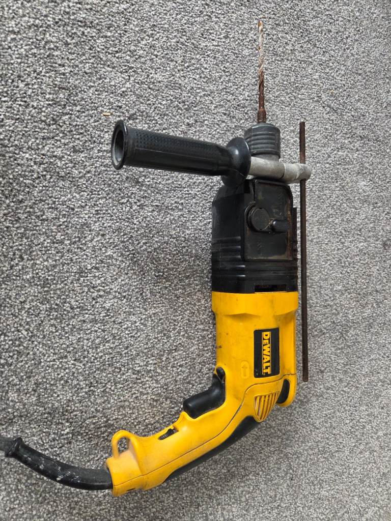 Dewalt D25002 drill
