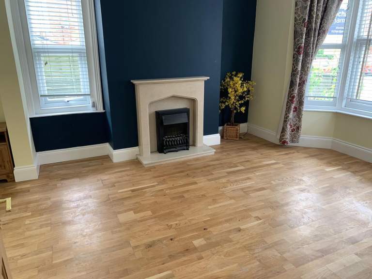 4 Bedroom House Swindon