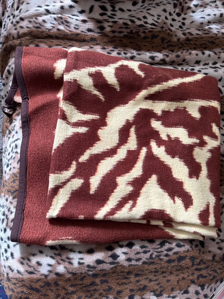 Winter Double bed blanket /Throw
