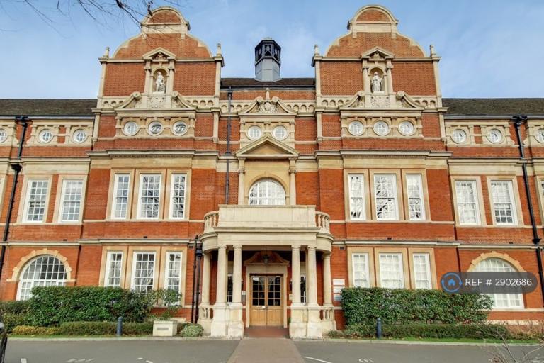 Studio flat in Great Hall, London, SW11 (#2902686)
