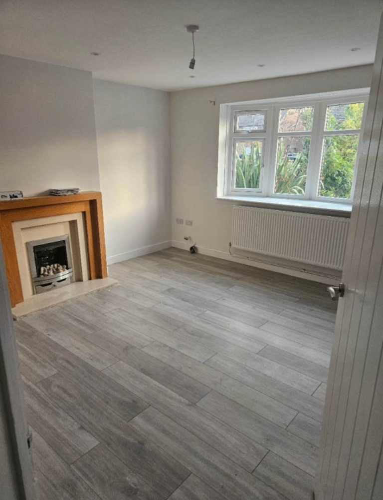 Modern 3-Bedroom House | Renovated | Kitchen | Paking | Lalleford Road, Luton, Bedfordshire - LU2