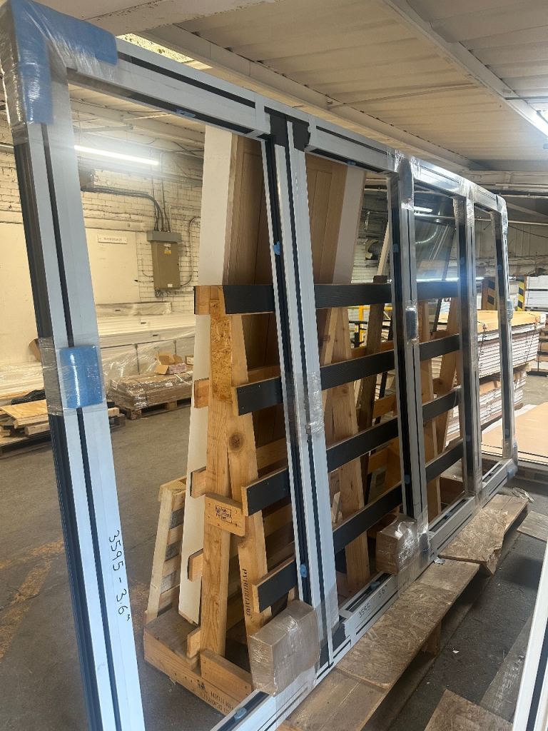 Bi Fold Doors Brand New 4 Panels 