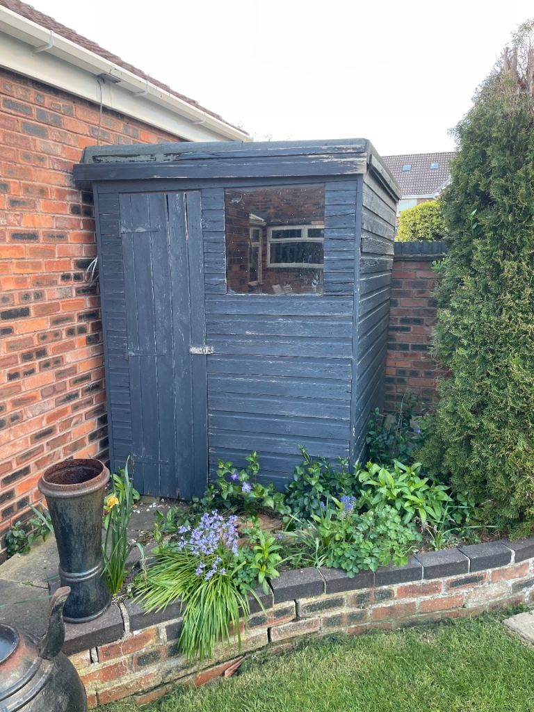 Free garden shed