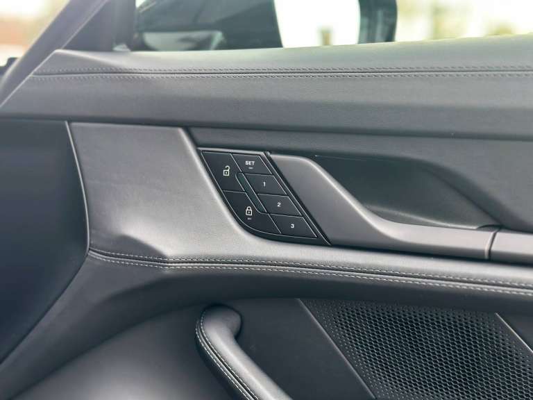 2025 Porsche Taycan 440kW 105kWh 4S Black Edition 4dr Auto Saloon Electric Automatic