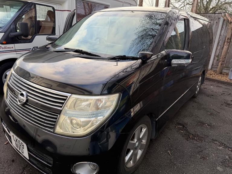 Nissan Elgrand 2 berth low roof day van PETROL AUTOMATIC 2009/59