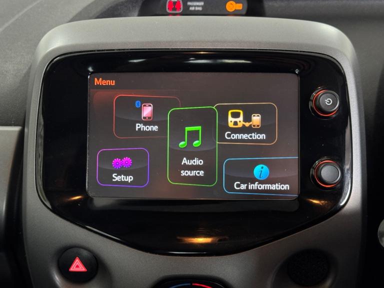 2019 Toyota AYGO 1.0 VVT-i x-play Euro 6 5dr HATCHBACK Petrol Manual