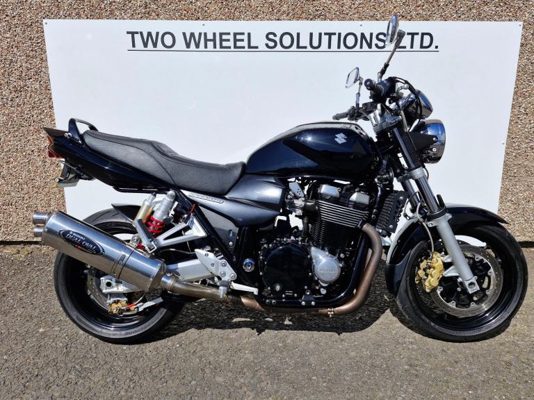 Suzuki GSX1400 K6 in outstanding condition 