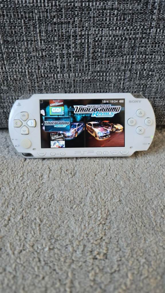 Sony PSP 128gb 300 Games