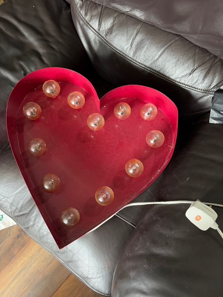 Red Heart Marquee Light Sign – Sound Condition