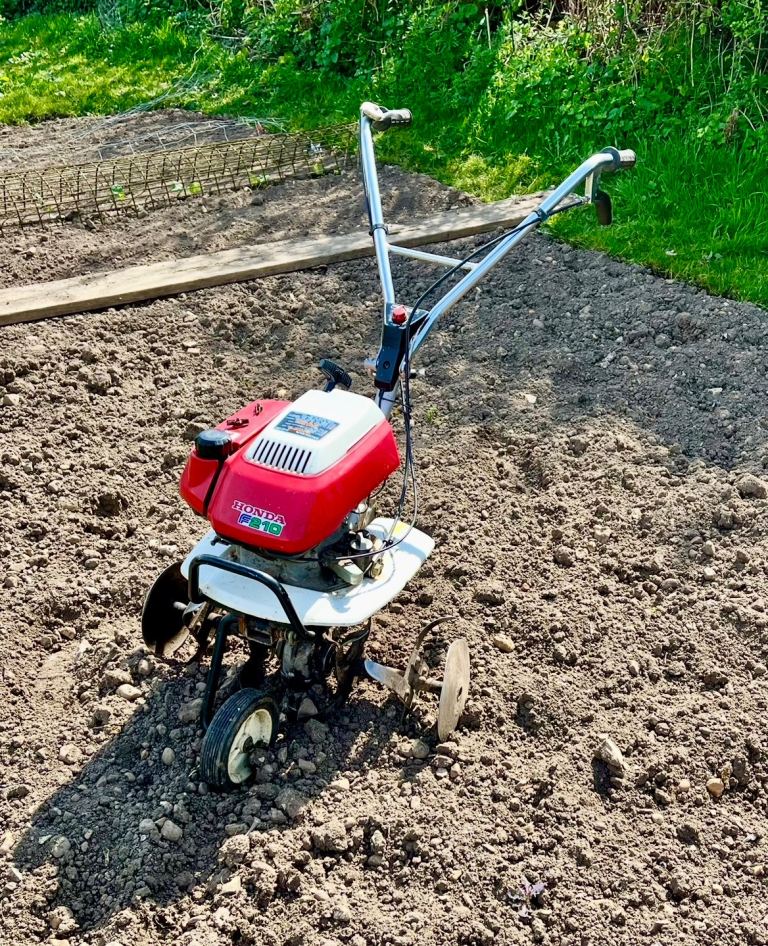 Honda F210 rotavator. Cultivator. Rotivator. Rotovator