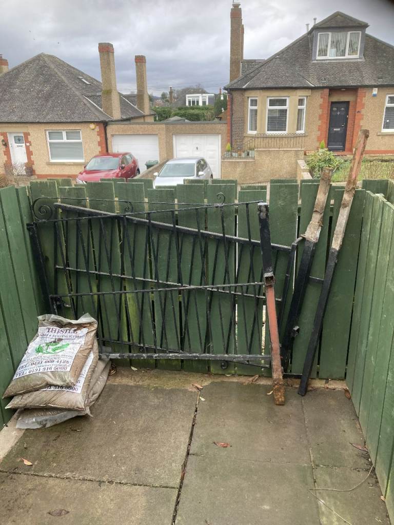 Be-spoke metal garden gates £30.00