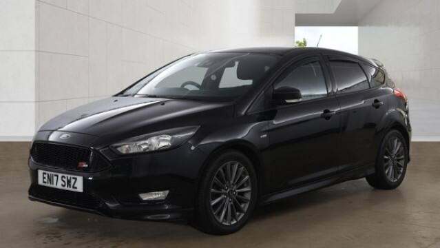 2017 Ford Focus 1.0 T EcoBoost ST-Line Black 5dr 9 STAMPS+SATNAV Hatchback Petrol Manual