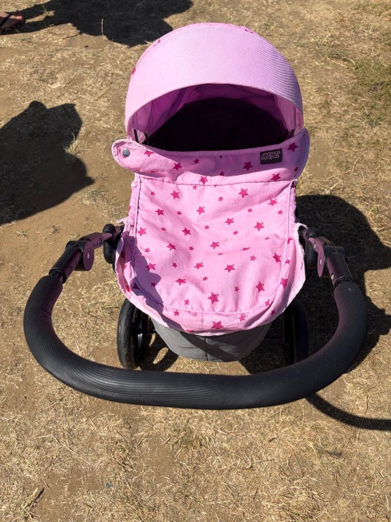 Pink Star Pattern Pram/Pushchair – Good Condition