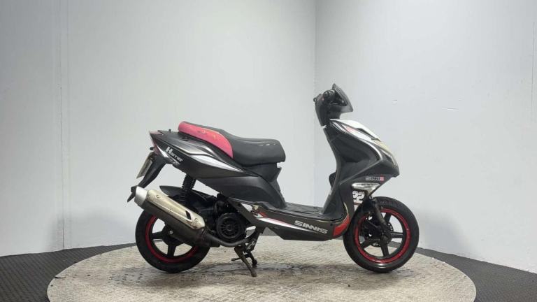 Sinnis Harrier [Phone number removed]K SPARES OR REPAIR PROJECT BIKE 125CC SCOOTER
