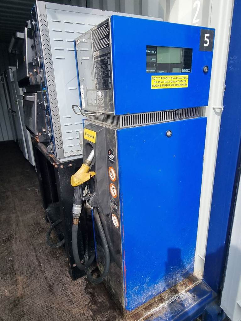 Free Delivery, Petrol pump £200