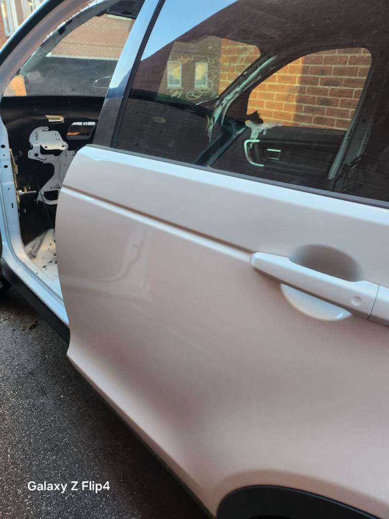 Land Rover Discovery Front and Rear
