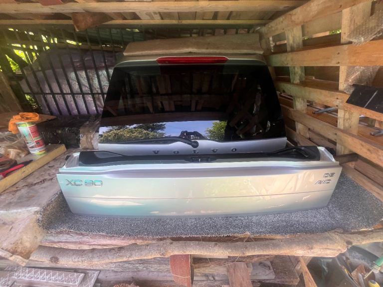 Xc90 Rear Tailgate complete 